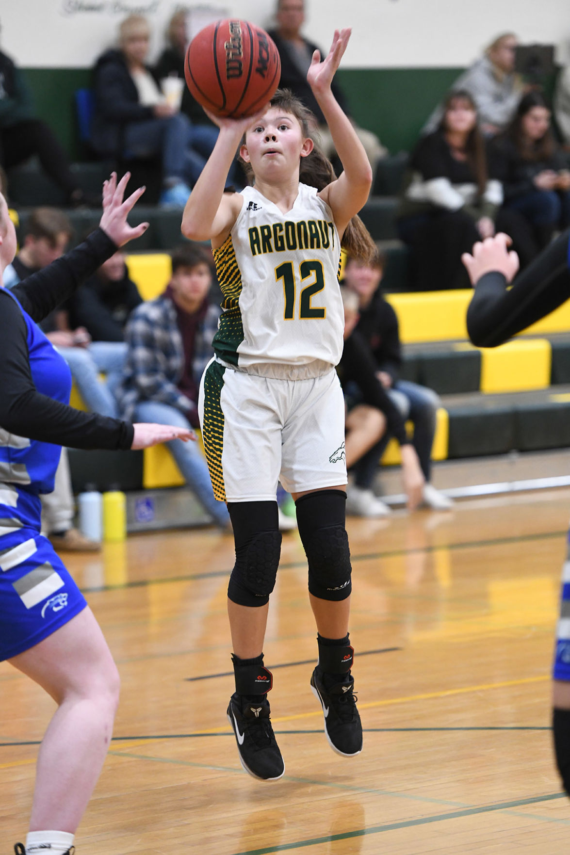 Gabbie Gascon knocks down the jumper DSC_0082.jpg